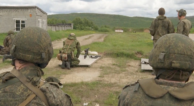 Ucraina, spazzata via la 200a Brigata artica motorizzata: restano pochi uomini dei 700 fucilieri professionisti