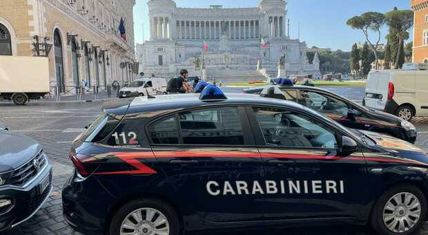 Roma, ubriaco aggredisce autista 19enne in via del Plebiscito e gli stacca un pezzo di orecchio con un morso
