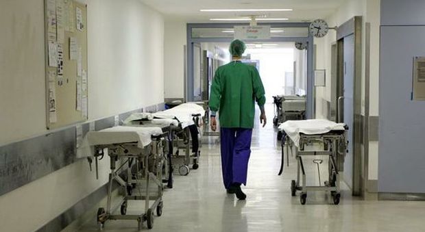 «Sa, qui sono tutti obiettori»: in 23 ospedali per riuscire ad abortire