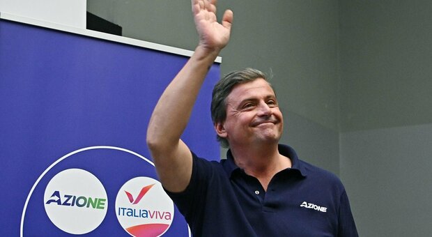 Elezioni, Calenda: «Larga coalizione con Lega, Pd e Fdi». Dure repliche dal Centrosinistra