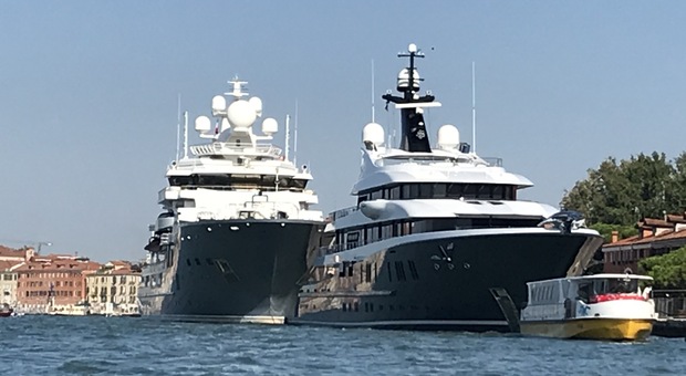Yacht di lusso a Venezia