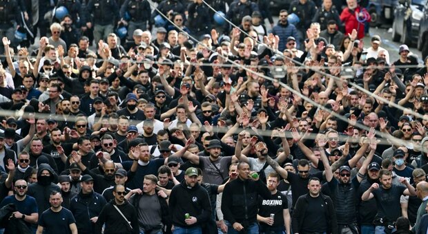Napoli - Eintracht Francoforte: perché tra le tifoserie non scorre buon sangue e i motivi degli scontri