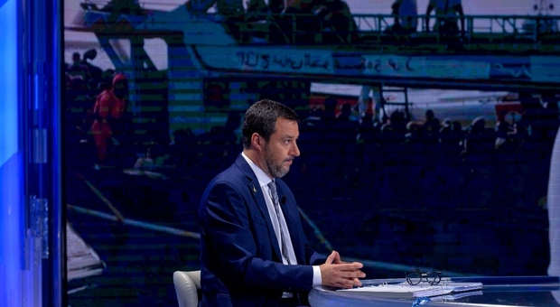 Ponte sullo Stretto di Messina, Salvini: «Creerebbe 100mila posti di lavoro»