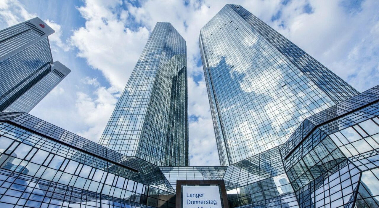 Τράπεζες, η κατάρρευση της Deutsche Bank έχει αποκαλύψει τις αδυναμίες της Γερμανίας