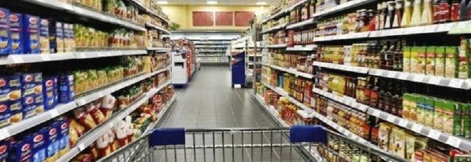 Risultati immagini per a scaffale supermercato